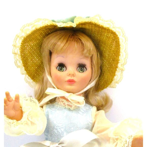 Vitg1974 Vogue Blonde Doll Real lashes Blue Dress Bonnet Sleepy Green Eyes USA - Picture 2 of 7